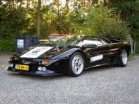 lambo1.jpg